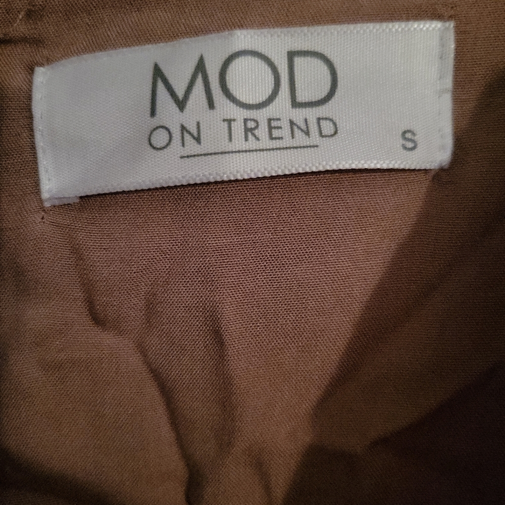 Mod On Trend Snake Dress - Picture 3 of 5